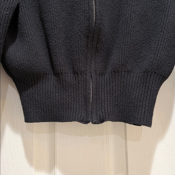 Gap - Picture 3 of 3